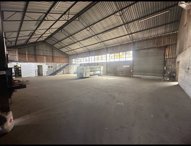 4,773M² WAREHOUSE FOR SALE IN CHLOORKOP